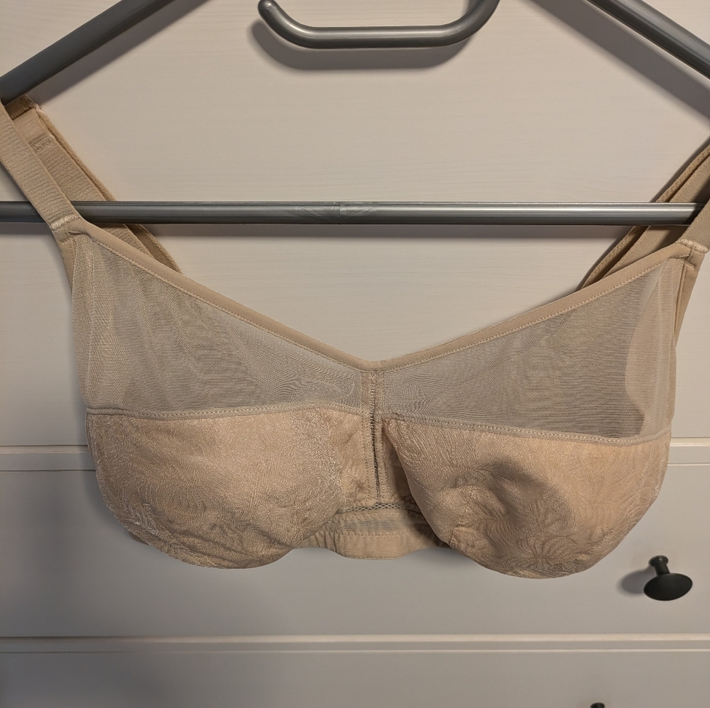 Understance bra in champagne size 38D